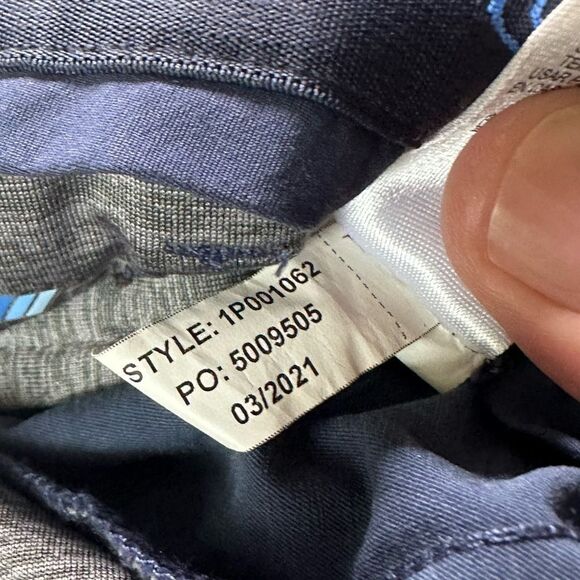 Vineyard Vines On-The Go Navy Athleisure Performance Pants in Size 40W x 38L - Picture 6 of 8